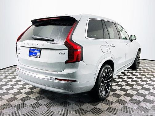 2026 Volvo XC90 Plug-In Hybrid T8 Plus 7-Seater