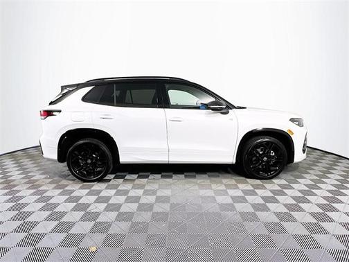 2025 Volkswagen Tiguan 2.0T SE R-Line Black