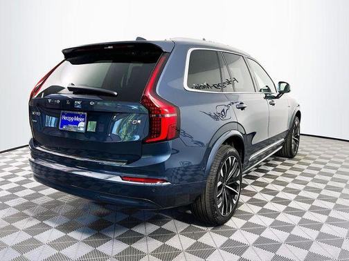 Denim Blue Metallic 2026 Volvo XC90 Plug-In Hybrid T8 Plus 7-Seater