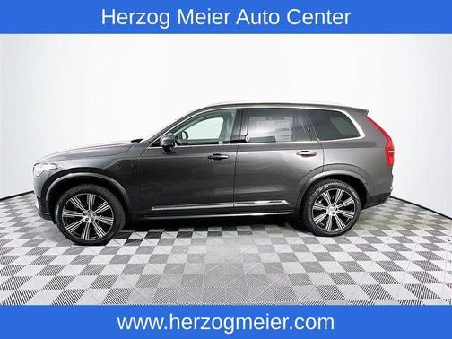 2025 Volvo XC90 Plug-In Hybrid T8 Ultra 6-Seater