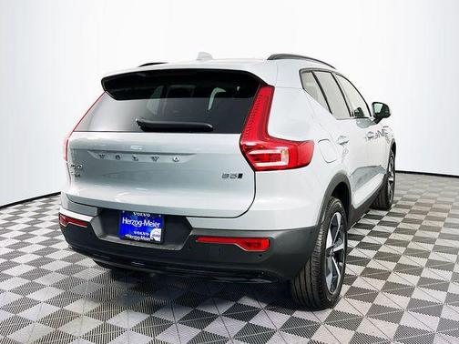 Gray Metallic 2026 Volvo XC40 B5 Plus