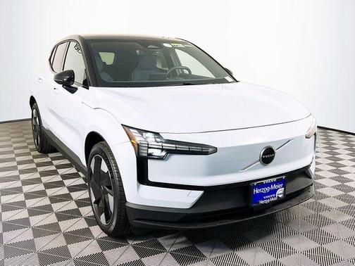 Cloud 9 White 2026 Volvo EX30 Twin Motor Plus