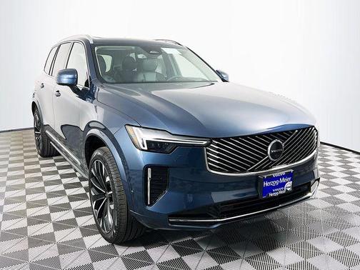 2026 Volvo XC90 B6 Ultra 6-Seater