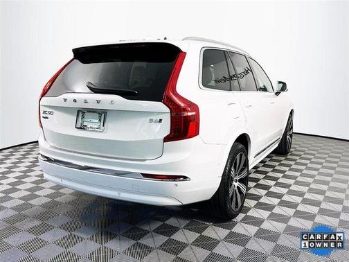 2024 Volvo XC90 B6 Ultimate Bright Theme 7-Seater