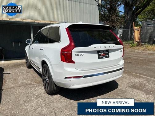 2024 Volvo XC90 B6 Ultimate Bright Theme 7-Seater