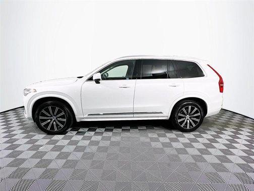 2025 Volvo XC90 B6 Plus 7-Seater