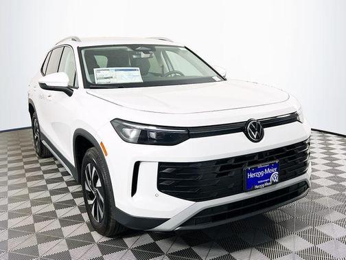 Pure White 2026 Volkswagen Tiguan 2.0T S