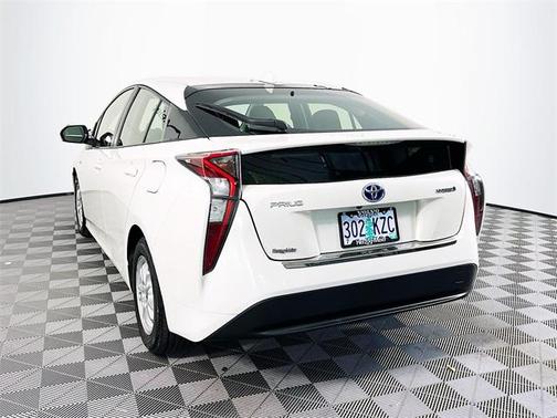 2016 Toyota Prius Two