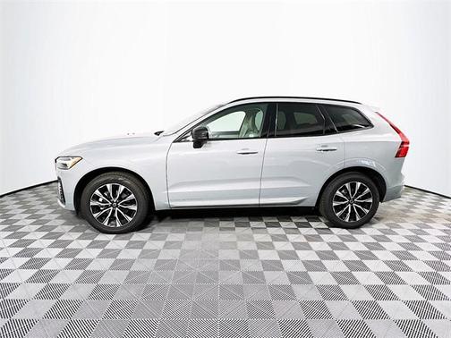 2025 Volvo XC60 B5 Core