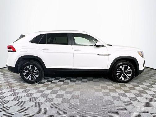 2026 Volkswagen Atlas Cross Sport 2.0T SE