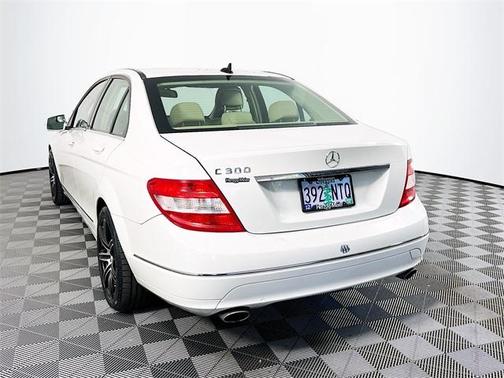 2011 Mercedes-Benz C-Class C 300