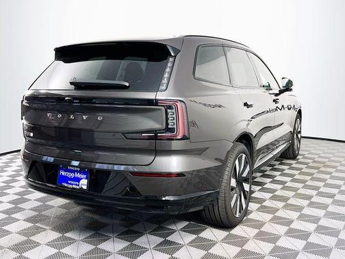 2025 Volvo EX90 Twin Motor Performance Ultra