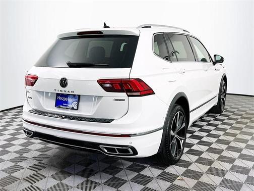 2024 Volkswagen Tiguan 2.0T SEL R-Line