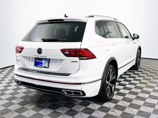 2024 Volkswagen Tiguan 2.0T SEL R-Line