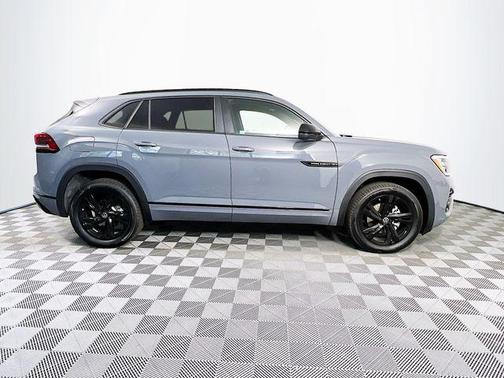 Pure Gray 2026 Volkswagen Atlas Cross Sport 2.0T SEL R-Line Black
