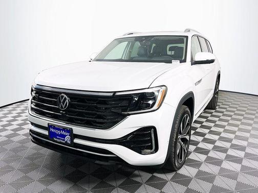 2025 Volkswagen Atlas 2.0T SEL Premium R-Line