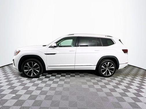 2025 Volkswagen Atlas 2.0T SEL Premium R-Line