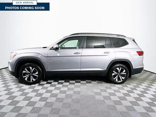 2024 Volkswagen Atlas 2.0T SE