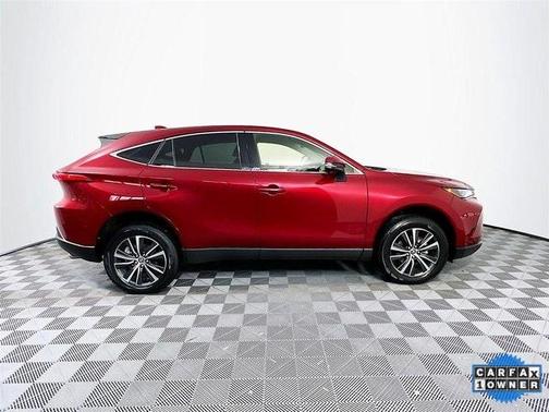 2022 Toyota Venza LE