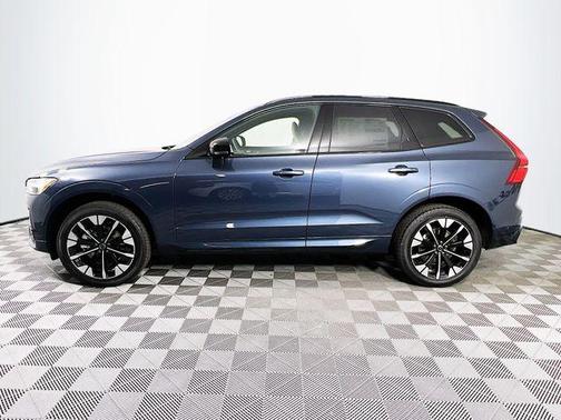 Denim Blue Metallic 2026 Volvo XC60 B5 Plus