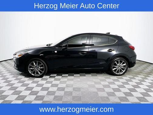 Jet Black Mica 2018 Mazda Mazda3 Grand Touring