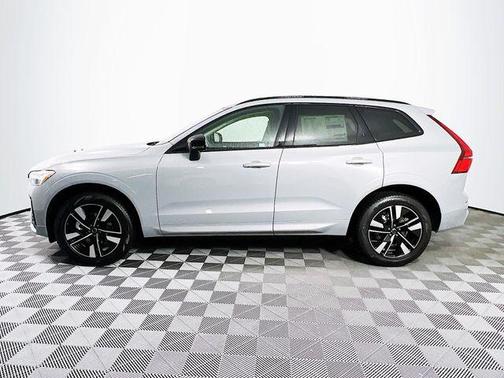 2026 Volvo XC60 B5 Core