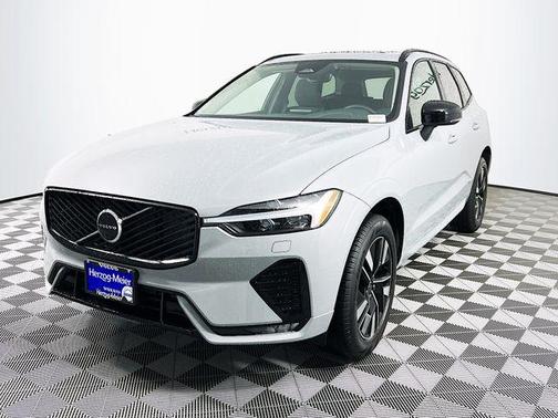 2026 Volvo XC60 B5 Core