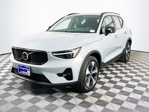 Gray Metallic 2026 Volvo XC40 B5 Plus