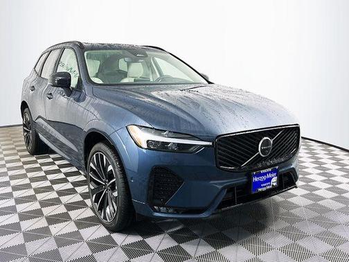 2026 Volvo XC60 B5 Ultra