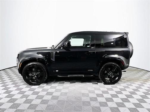 2023 Land Rover Defender 90 V8