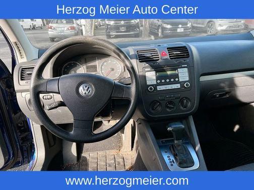 2007 Volkswagen Rabbit 2-Door