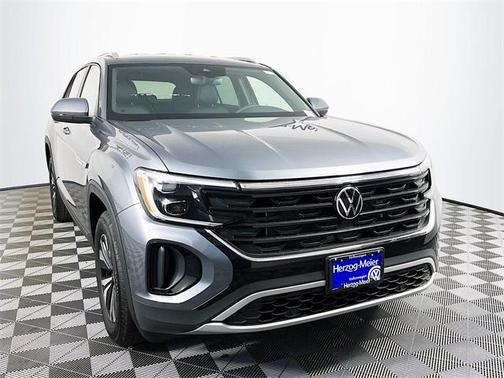 2025 Volkswagen Atlas Cross Sport 2.0T SE