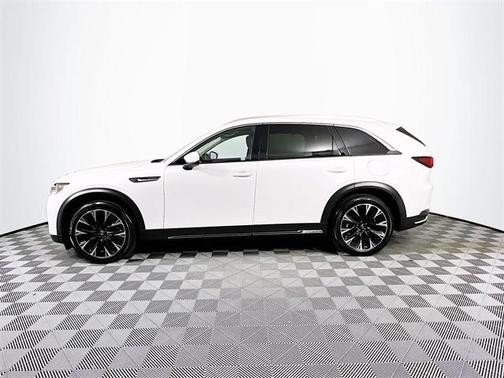 2024 Mazda CX-90 PHEV Premium