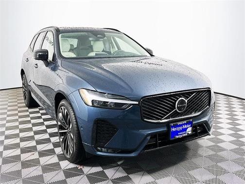 2026 Volvo XC60 B5 Ultra