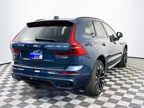 2026 Volvo XC60 Plug-In Hybrid T8 Ultra