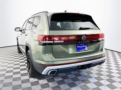 2025 Volkswagen Atlas 2.0T Peak Edition
