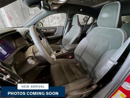 2023 Volvo C40 Recharge Pure Electric Twin Plus
