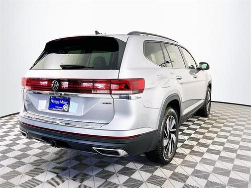2025 Volkswagen Atlas 2.0T SE