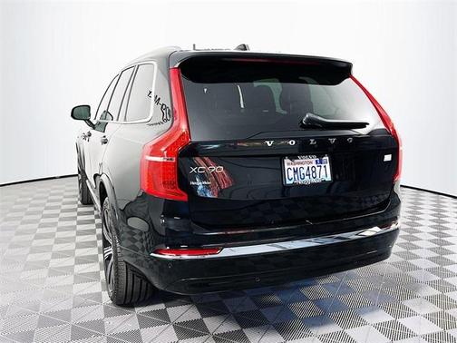 2023 Volvo XC90 Recharge Plug-In Hybrid T8 Plus Bright Theme 7 Passenger