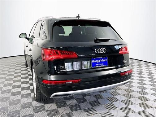 2018 Audi Q5 2.0T Premium Plus