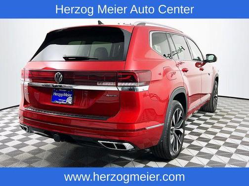 2024 Volkswagen Atlas 2.0T SEL Premium R-Line