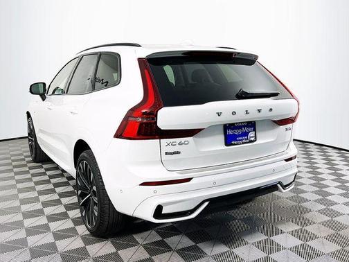 2026 Volvo XC60 Plug-In Hybrid T8 Ultra