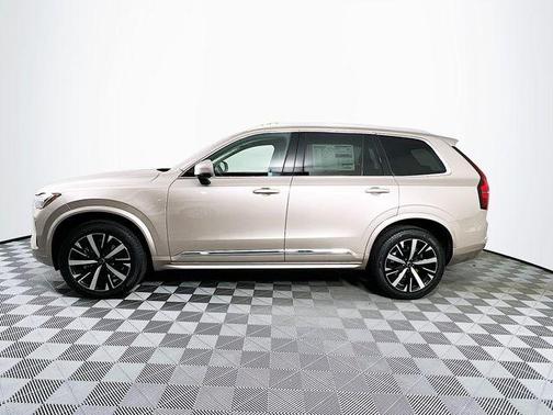 2026 Volvo XC90 B6 Core