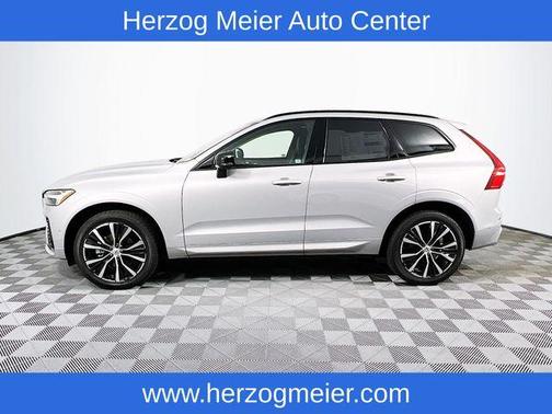 2025 Volvo XC60 B5 Plus
