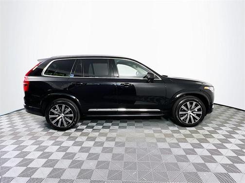 2025 Volvo XC90 B6 Plus 7-Seater