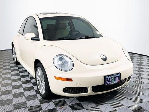 2008 Volkswagen New Beetle S