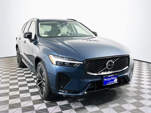 2026 Volvo XC60 B5 Ultra