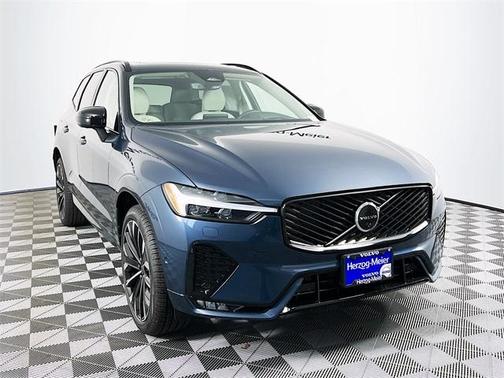 2026 Volvo XC60 B5 Ultra