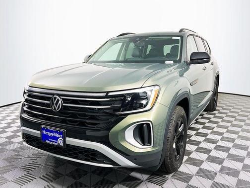 2025 Volkswagen Atlas 2.0T Peak Edition