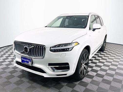 2024 Volvo XC90 Recharge Plug-In Hybrid T8 Plus Bright Theme 7-Seater